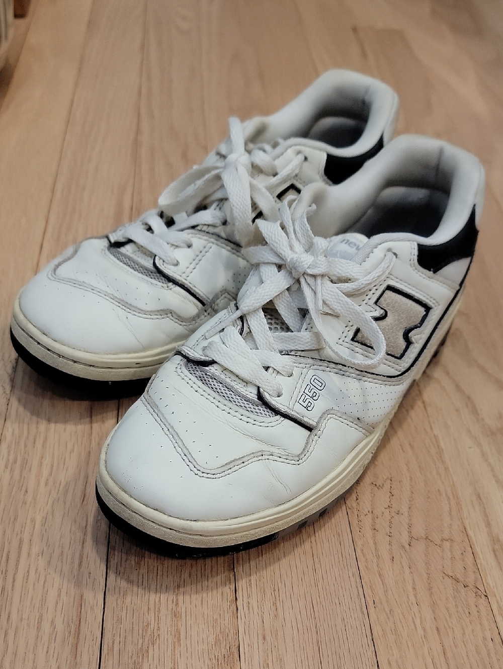 Well Loved New Balance 550 White & Black Retro Sneakers